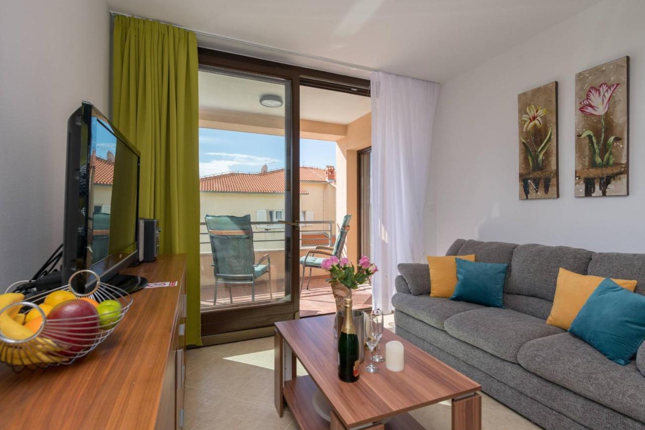Apartment Carpe Diem Premantura Exterior photo