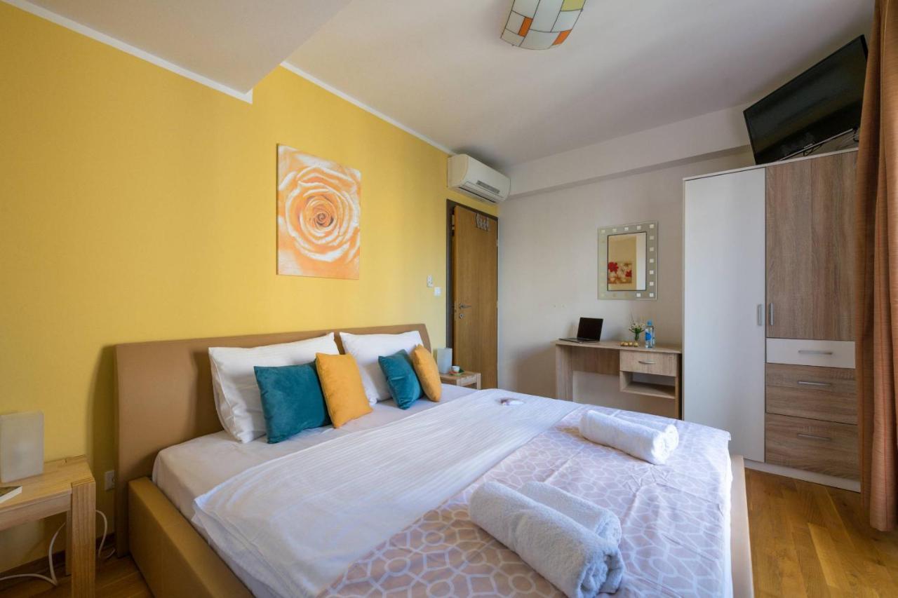 Apartment Carpe Diem Premantura Exterior photo